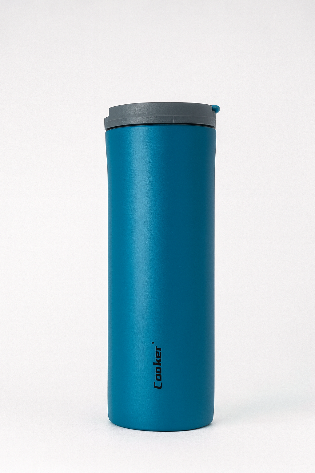 Blue insulated travel mug with a gray lid on a white background